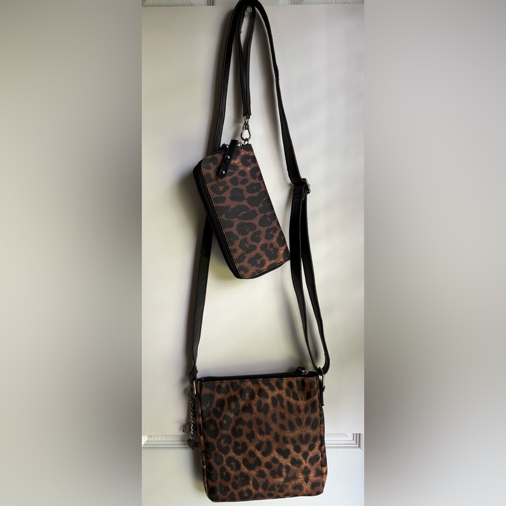 Harley Davidson Leopard Print Crossbody Bag Set - Picture 2 of 8